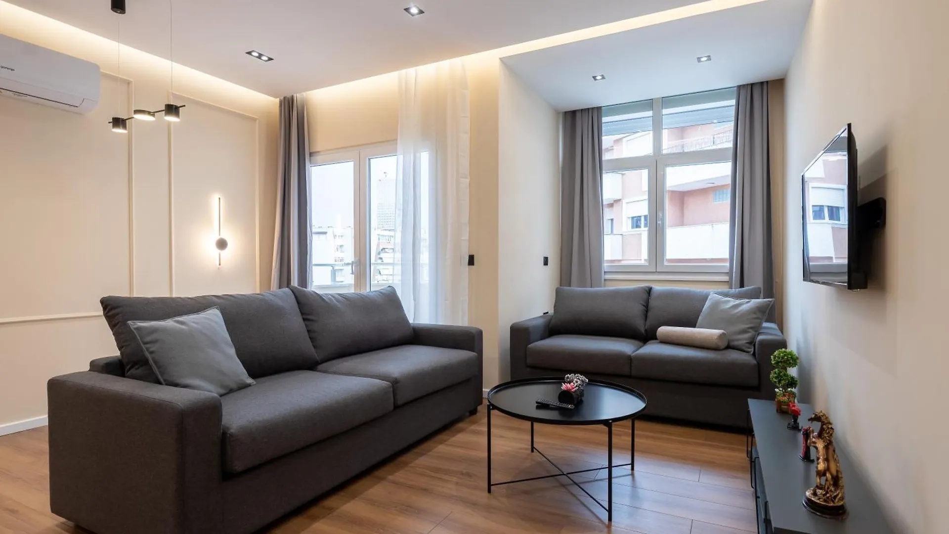 Aparthotel Garden Lake City Center New Bazar Tirana